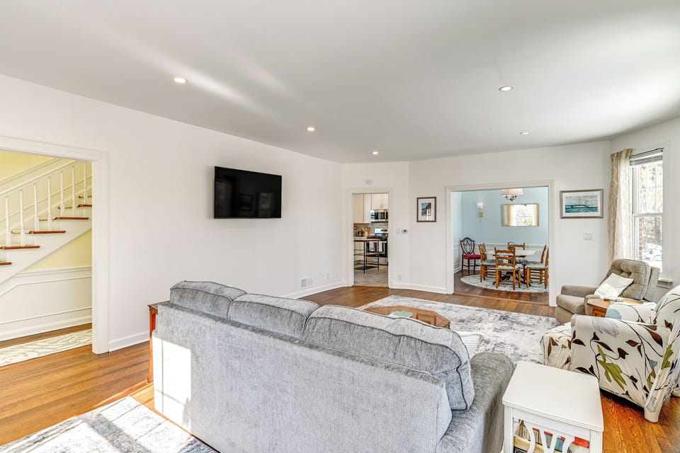 Living Room | 1st Floor | Smart TV | Central Heating & Window A/C Units