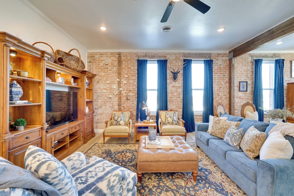 Emmett Vacation Rental | 2BR | 1.5BA | 1,200 Sq Ft | Stairs to Enter