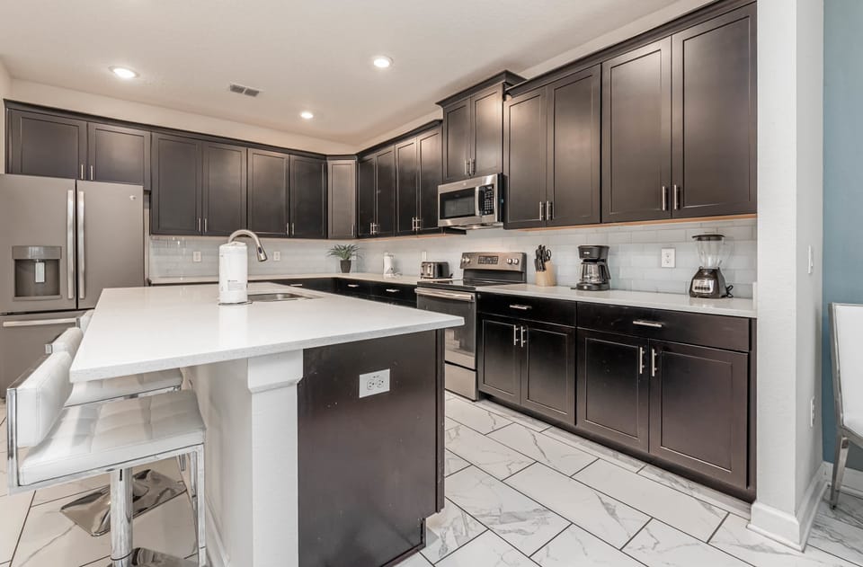 Modern kitchen, fully stocked for your convenience.