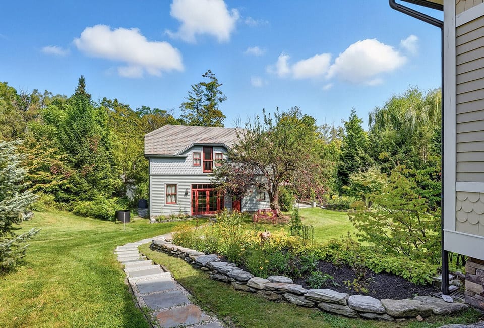 Private Cliffwood St, Guest House 