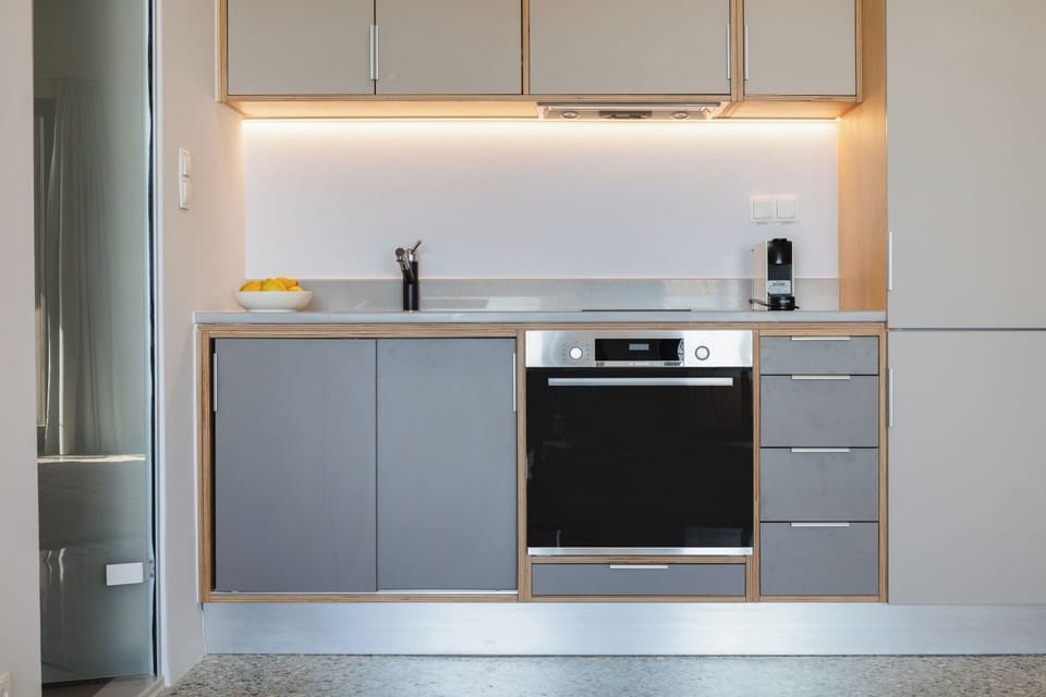 there is a kitchen that has everything needed