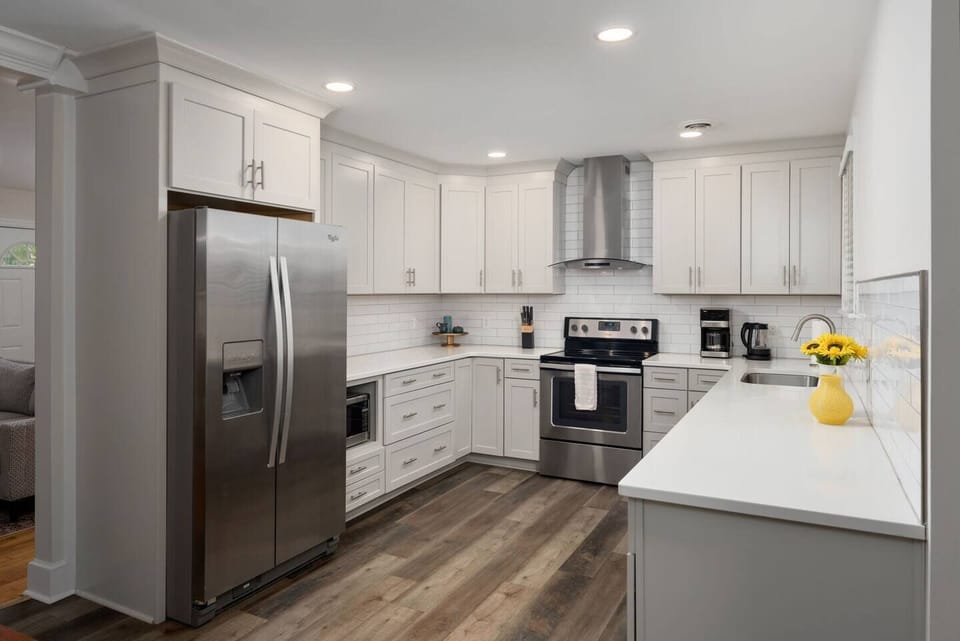 Stainless steel appliances, well stocked, lots of countertop space!