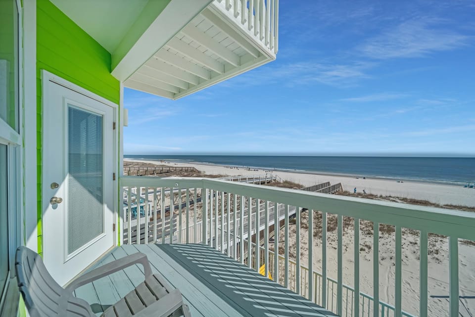 Second floor king suite private balcony