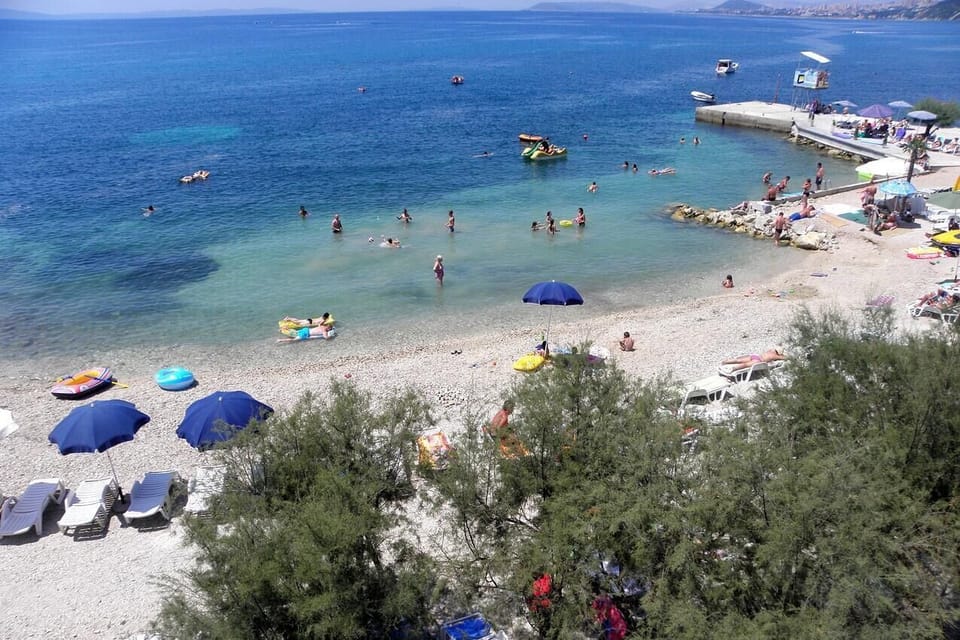 Nearby beaches