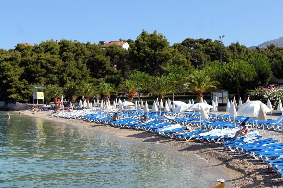 Nearby beaches