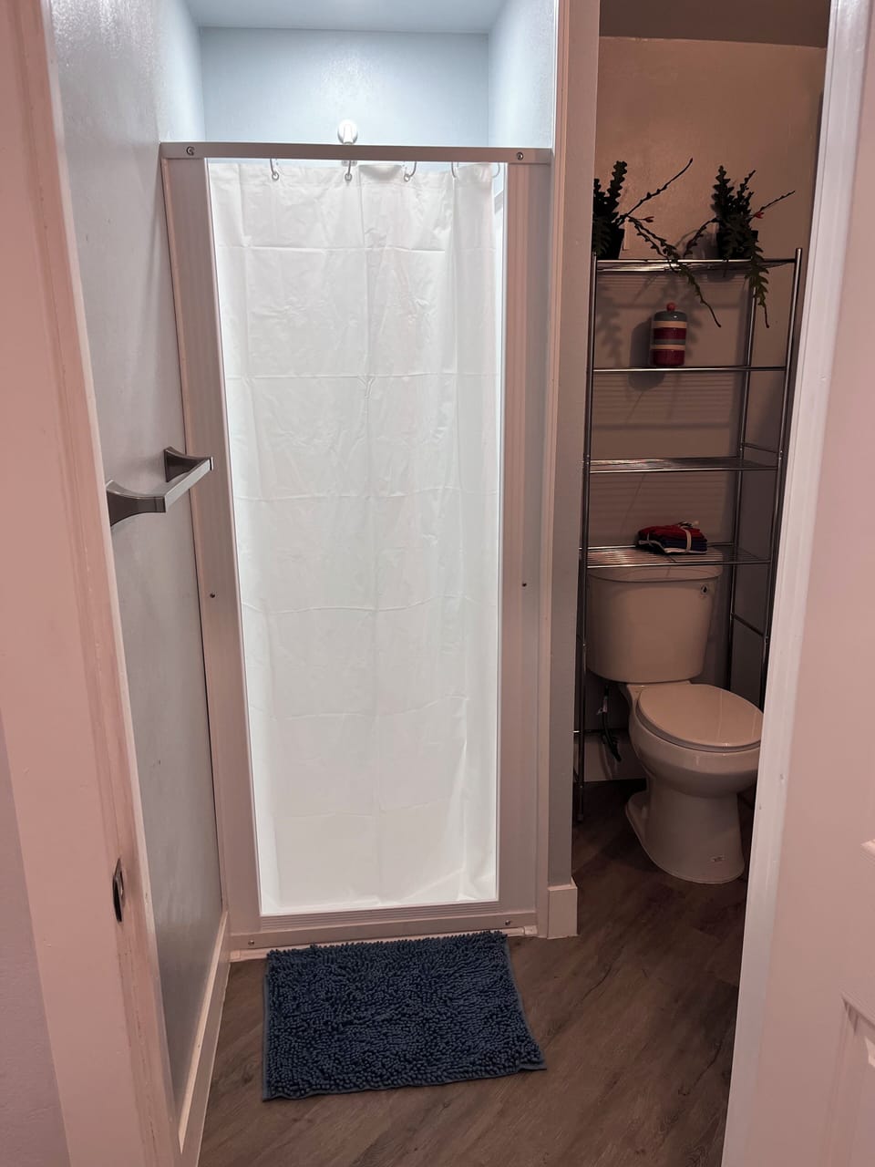 Full bathroom