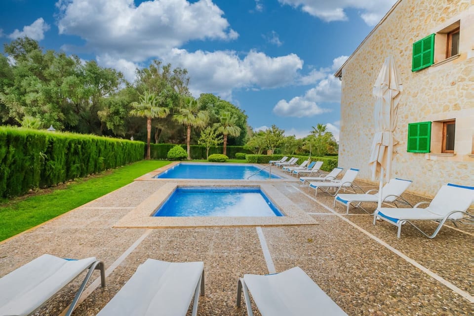 Holiday Home Swimming Pool