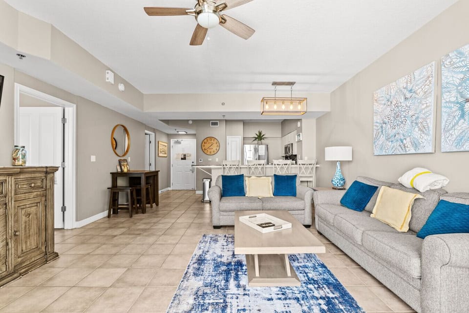 Open and airy floor plan with plenty of space for family gatherings after a day at the beach.