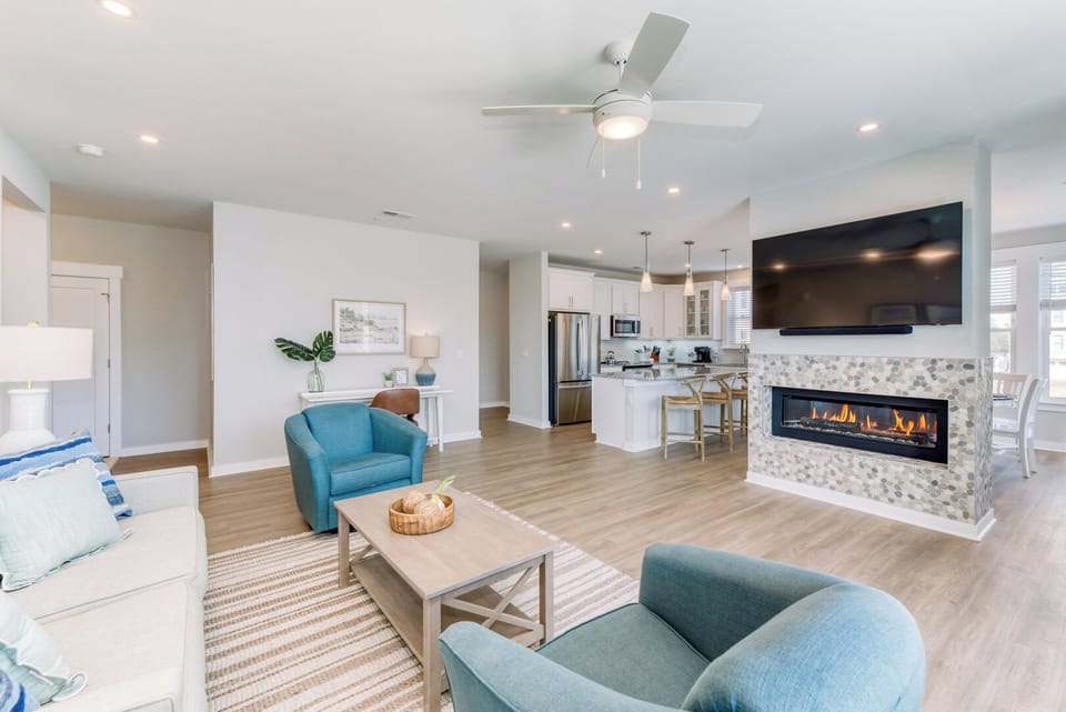 Living Area with Deck Access and Water Views