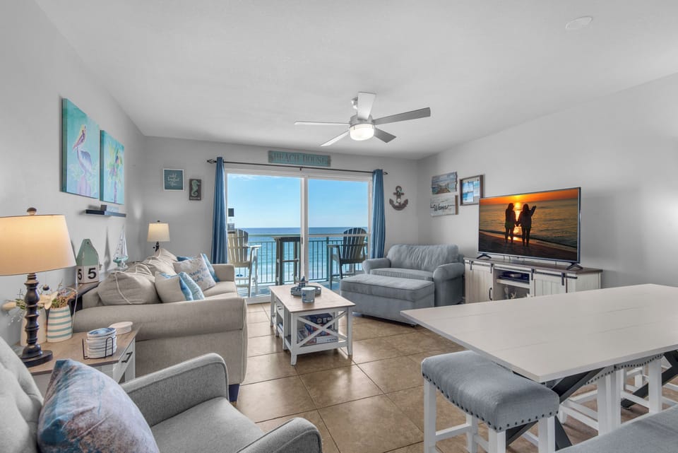 Welcome to Pelican Isle 512