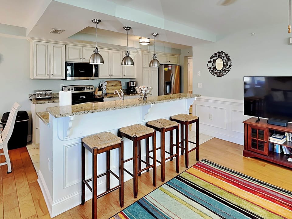 Full Kitchen