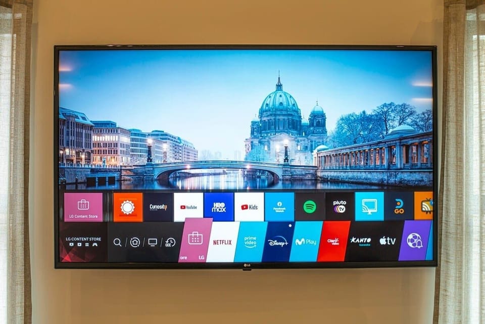 All SmartTVs connect to Netflix, Disney+, Youtube, Spotify, Amazon Prime, etc.