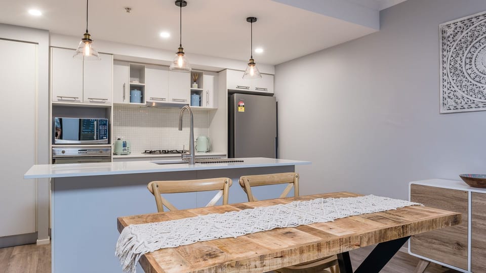 Kitchen/Dining Area