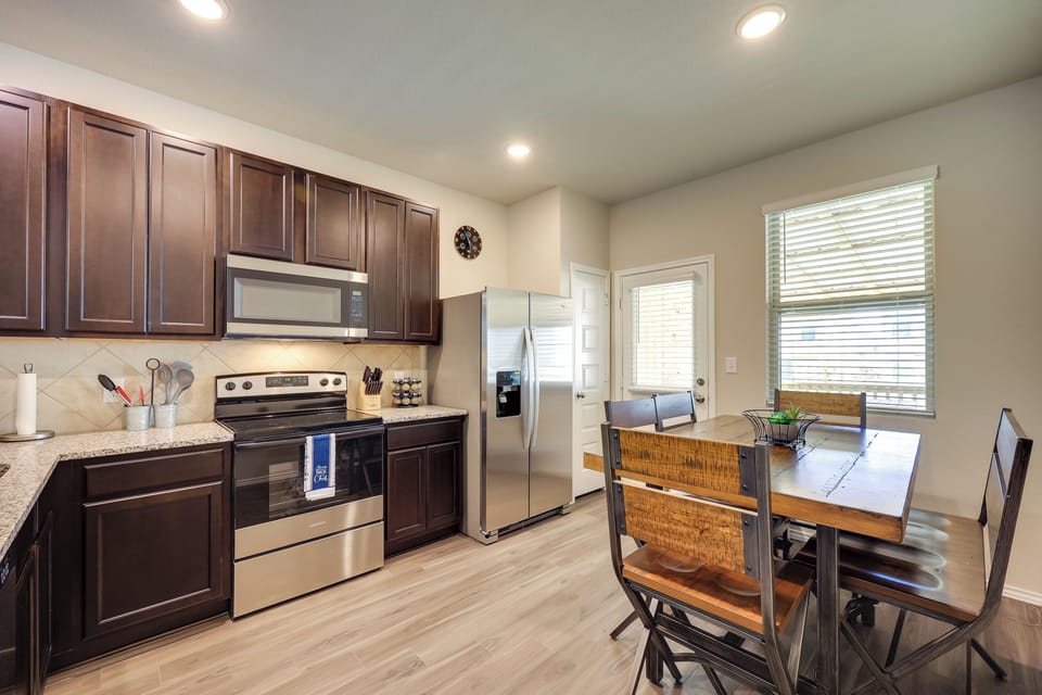 Kitchen | Cooking Basics | Dishwasher | 1st Floor