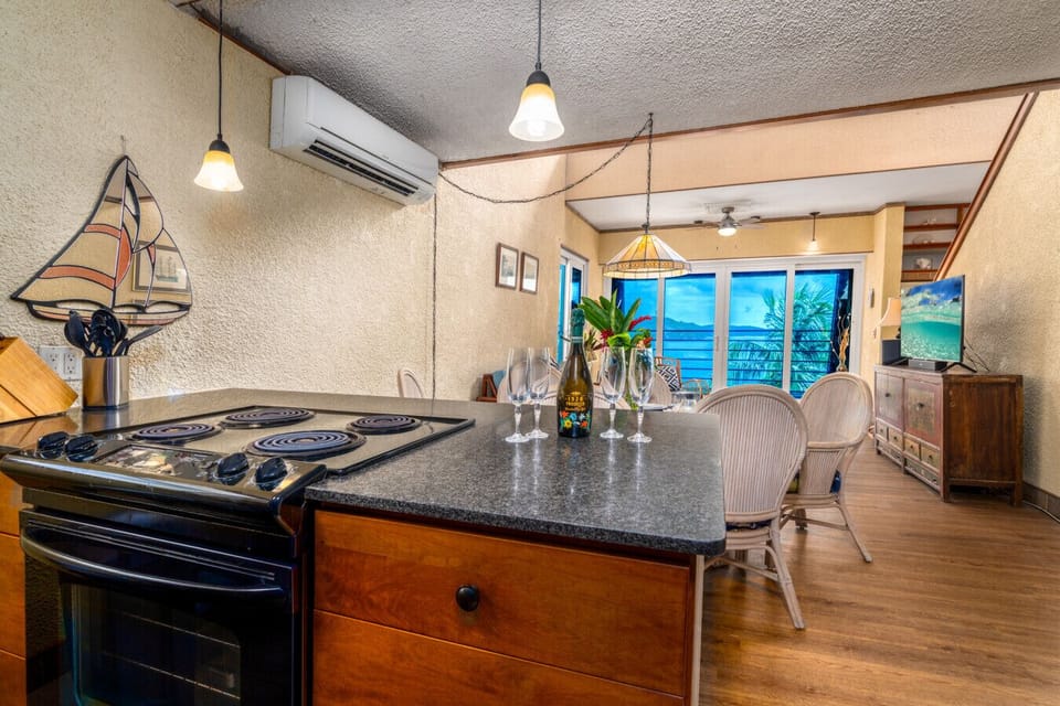 Guests receive a complimentary bottle of prosecco.