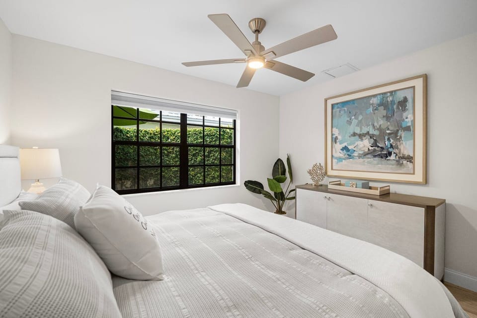 King Bed in the primary Suite