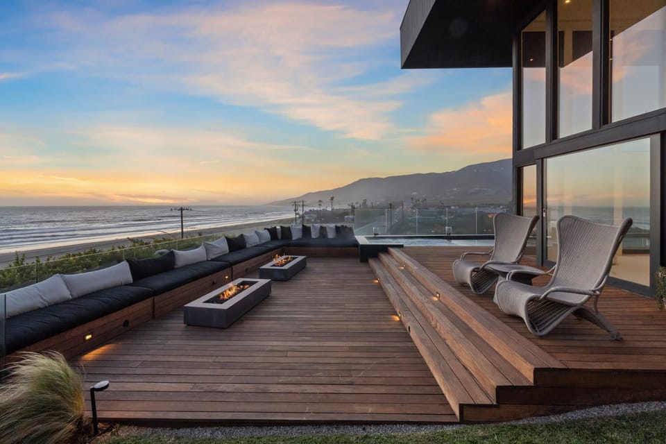 An outdoor lounge designed for starlit conversations.