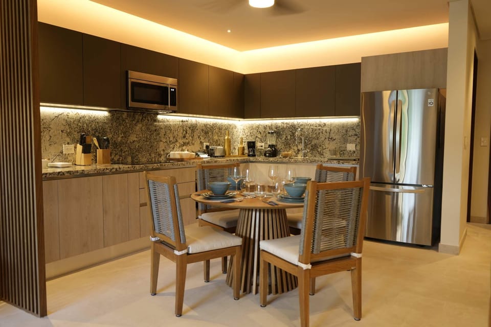 Comedor y cocina completa 
