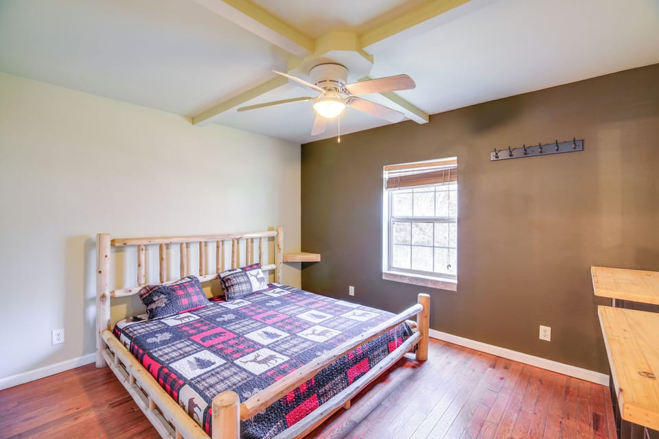 Bedroom 1 | King Bed | Main Level