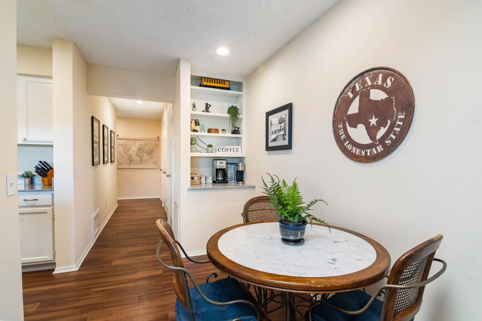 Separate coffee bar and bistro style seating