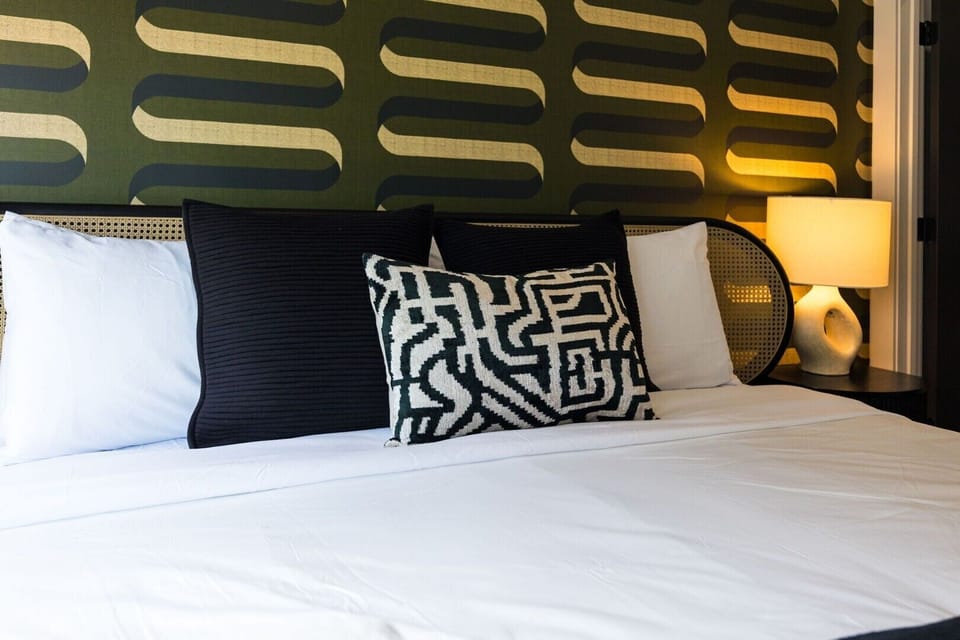 Nashville Nightlife's primary bedroom.