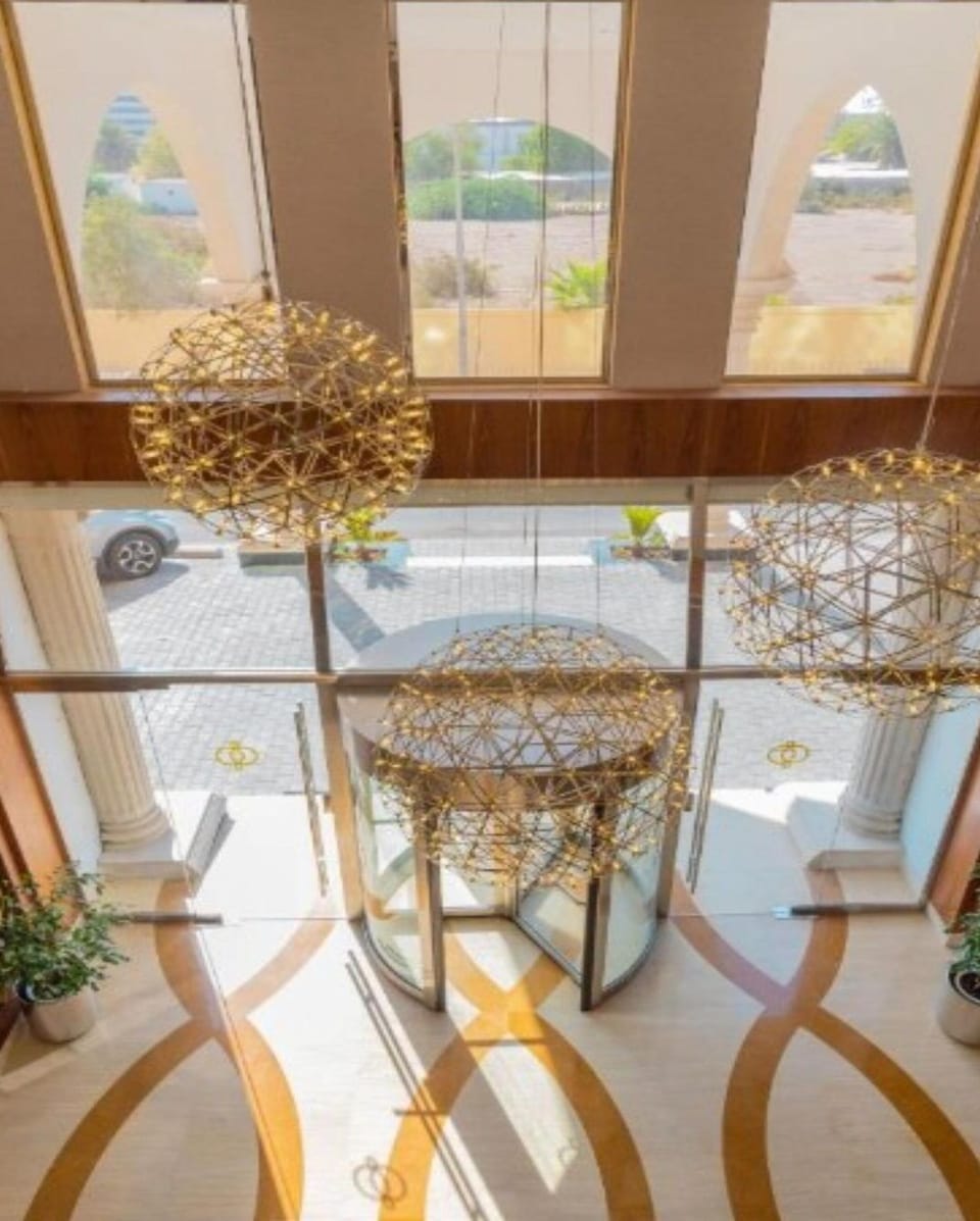 Entrance / Reception