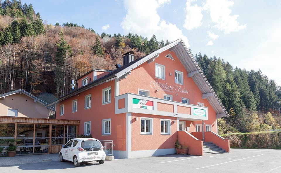 Facade / entrance