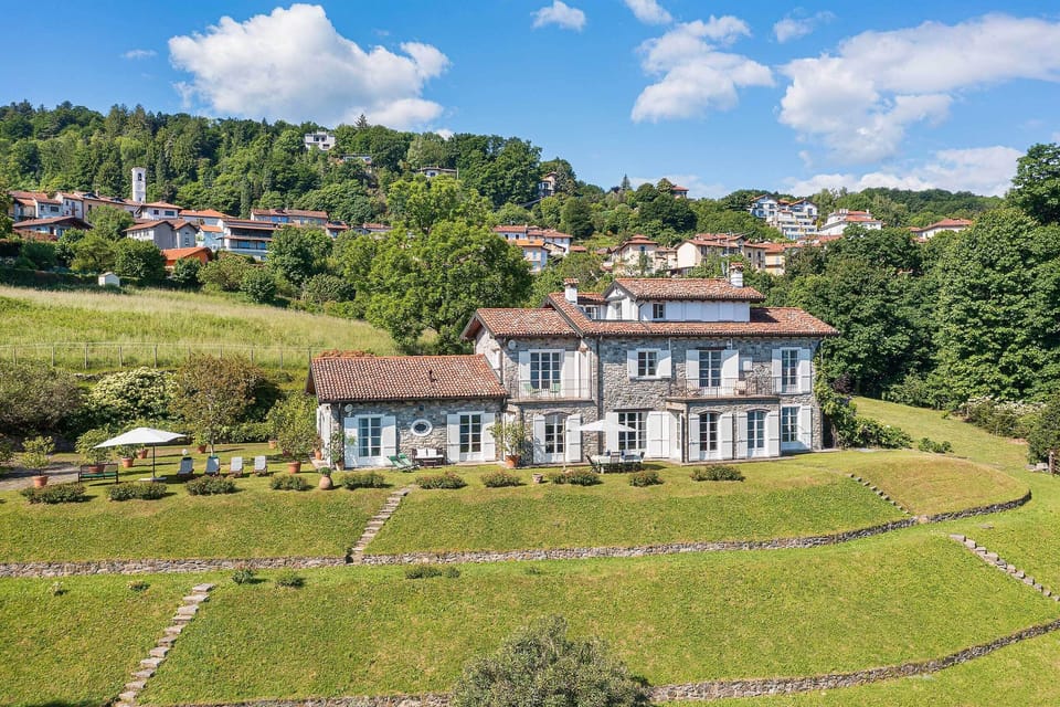 Villa Poggio al Lago - Stresa, Lake Maggiore - NORTHITALY VILLAS Vacation rental
