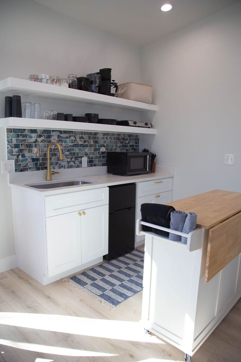 Beautiful kitchenette with island