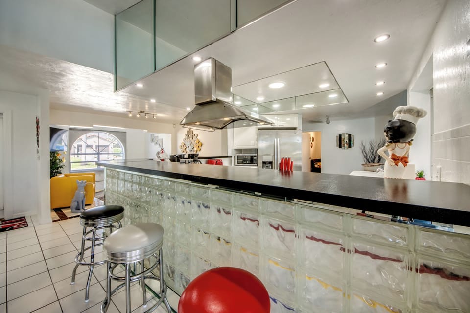 Large kitchen for all your cooking needs