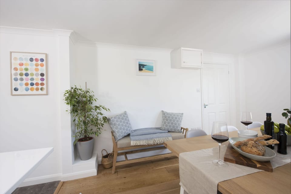 Poldreth, Porthtowan. Ground floor: Can you spot the colours of Cornwall?