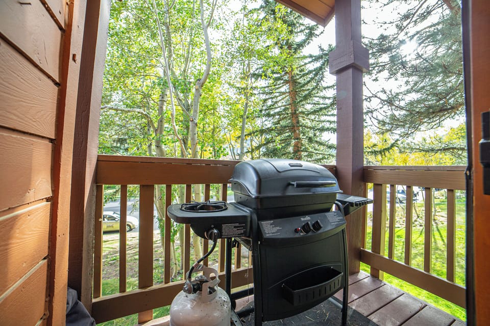 Balcony with views and bbq