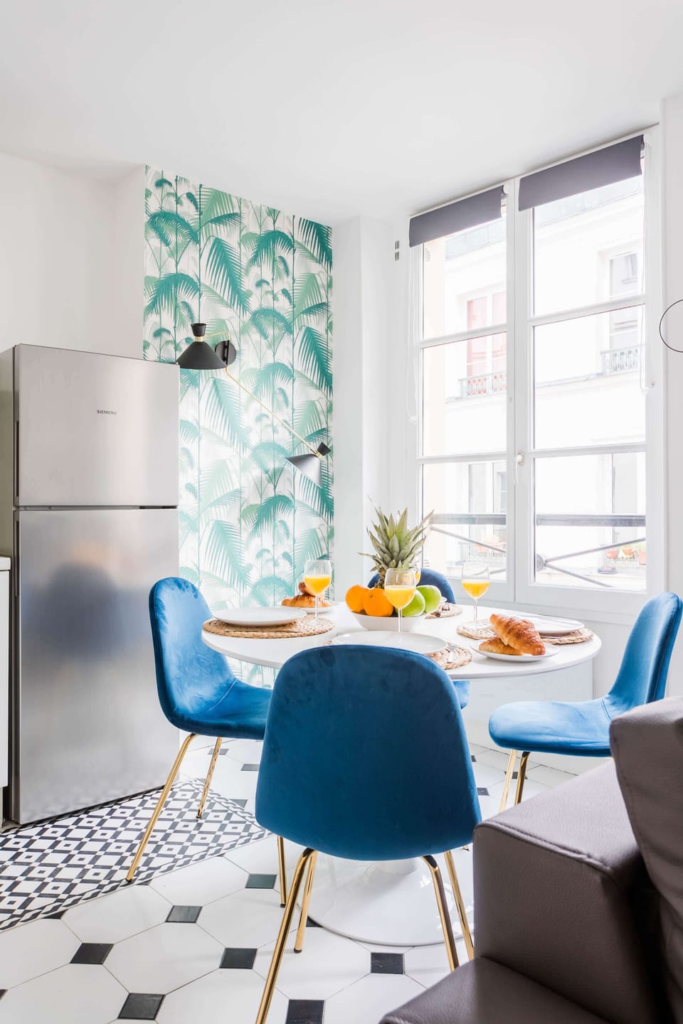 Dining details