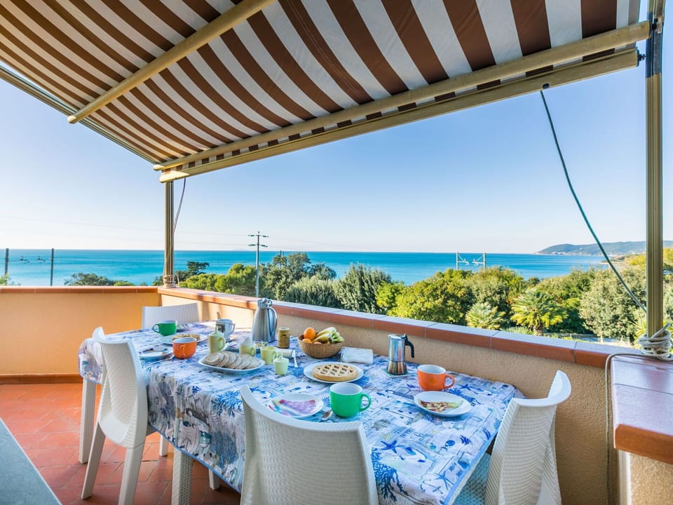 Sky, Water, Building, Property, Plant, Swimming Pool, Green, Tree, Azure, Shade