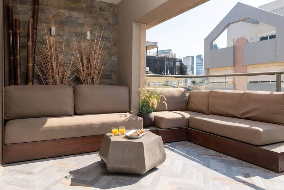 OUTDOOR AREA