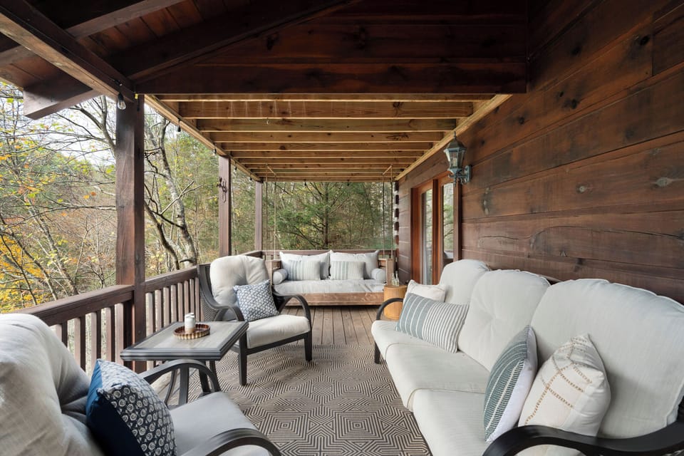 A favorite place to relax and soak up nature and river sounds. Full table for 10