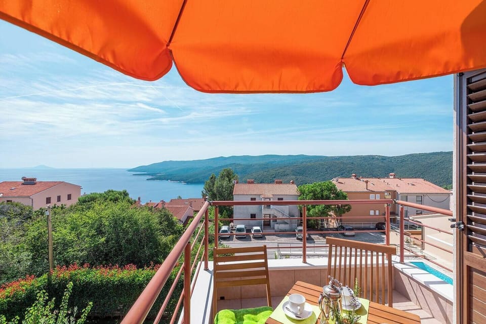Balcony (1)
