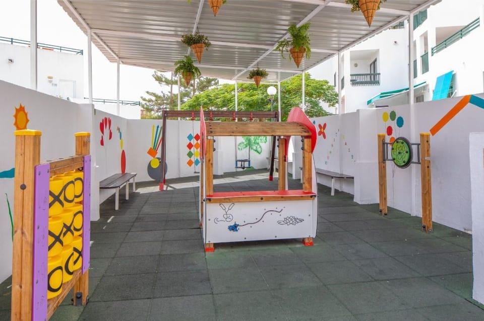 A creative and artistic space that offers a splash of inspiration for everyone.