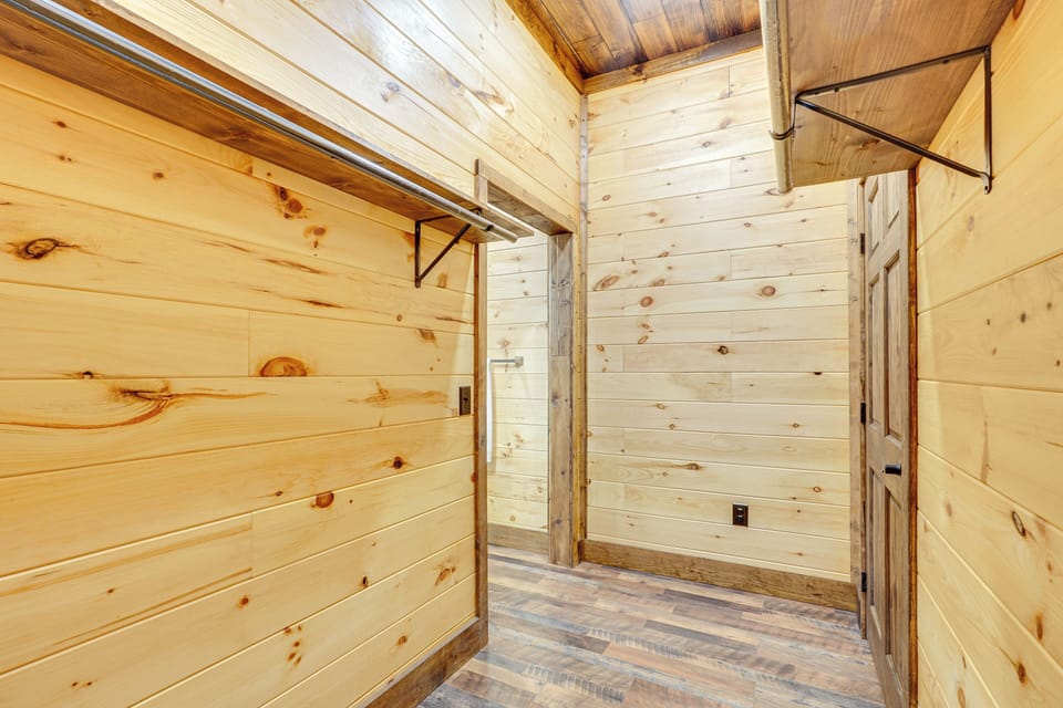 Walk-In Closet | Access via Bedroom 1