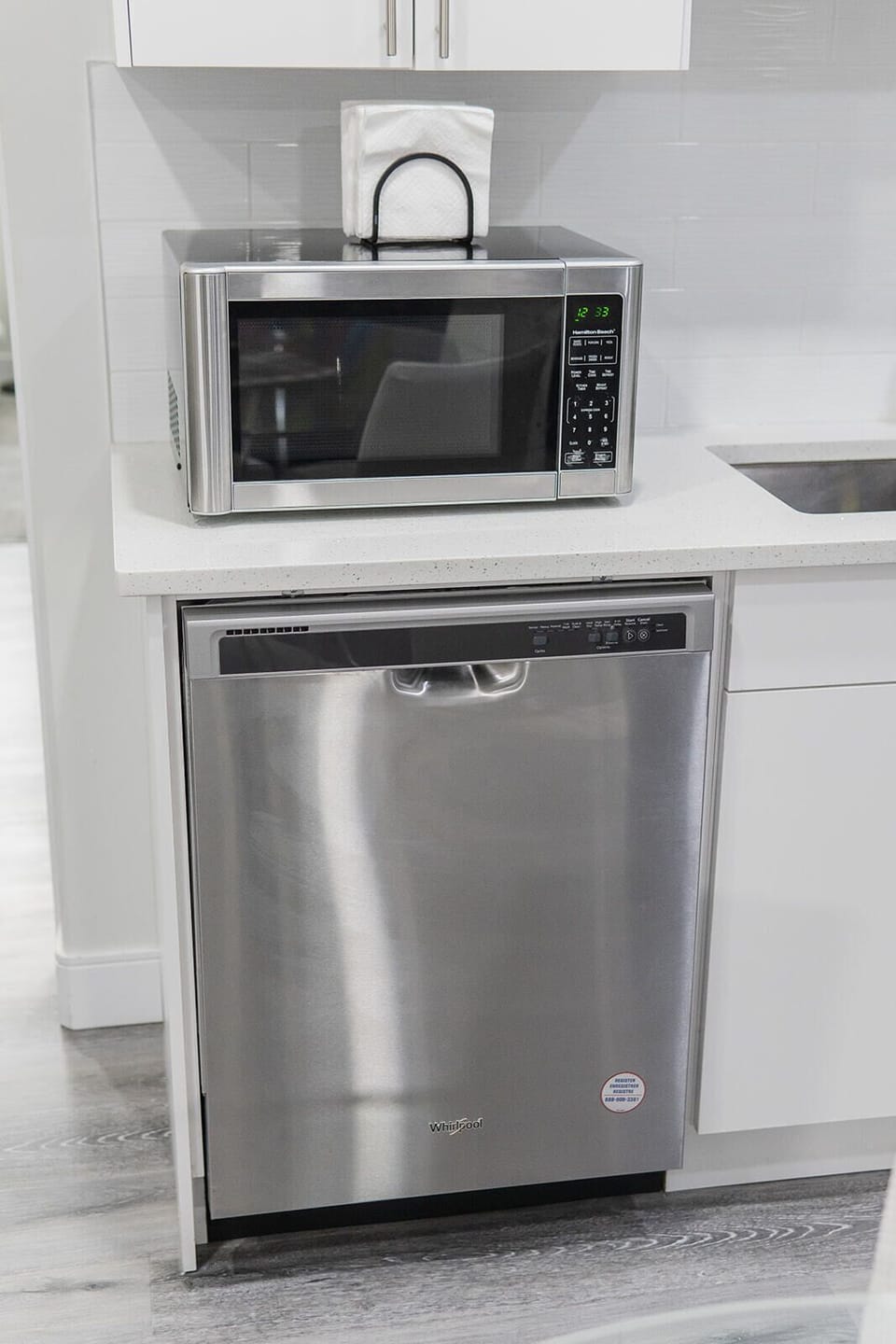 Microwave / Dishwasher