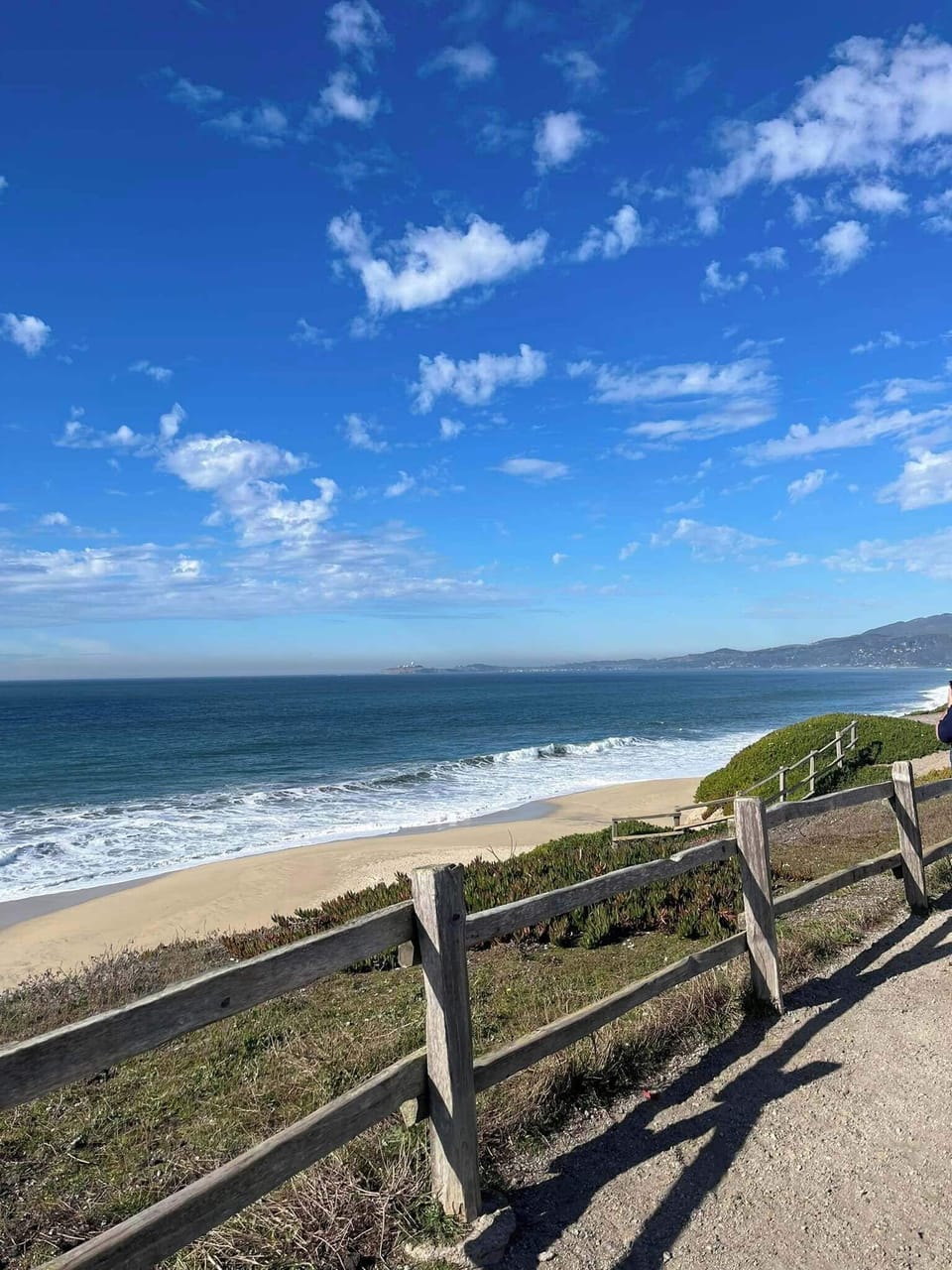 Poplar beach 3 blocks from house, end of street 

