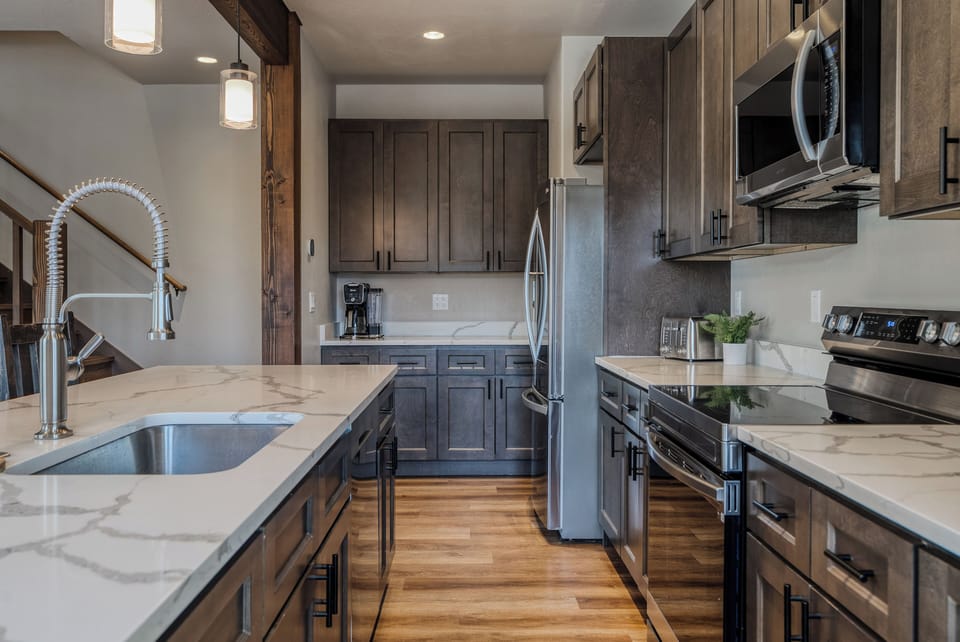 Kitchen (2)
