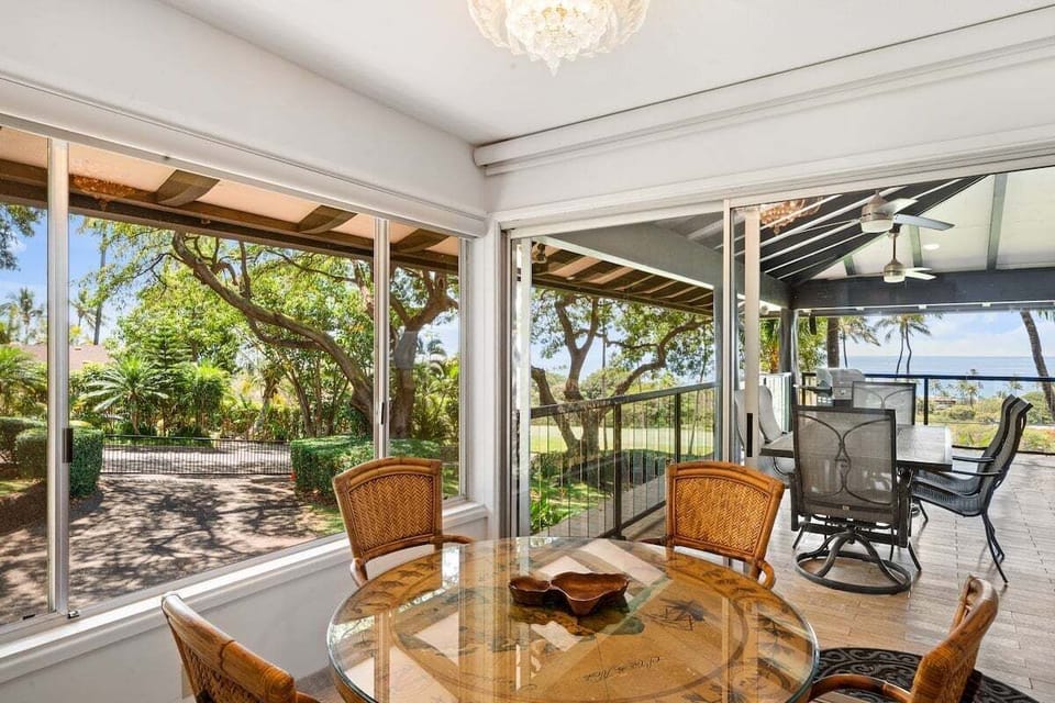 Experience alfresco vibes from a chic indoor dining space with stunning views.
