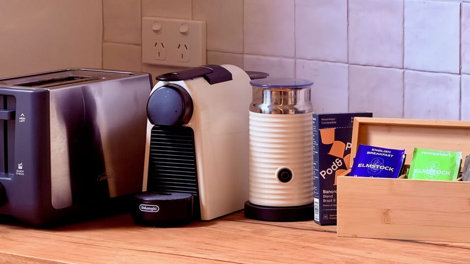 Wake up slowly with coffee pods and a selection of teas.