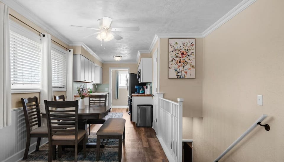 Full dining space with open kitchen