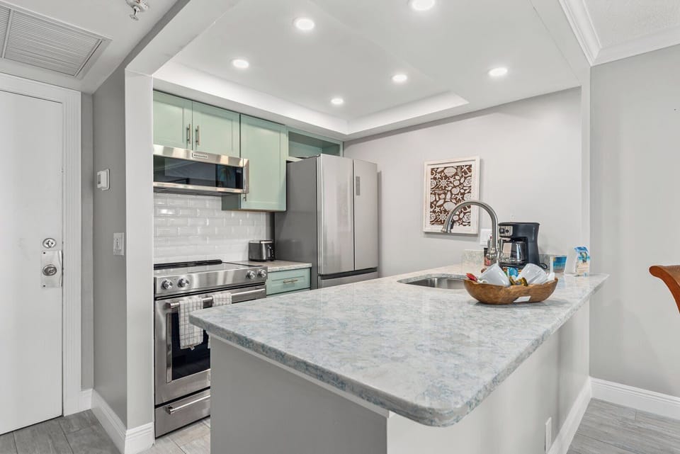 303 Kitchen