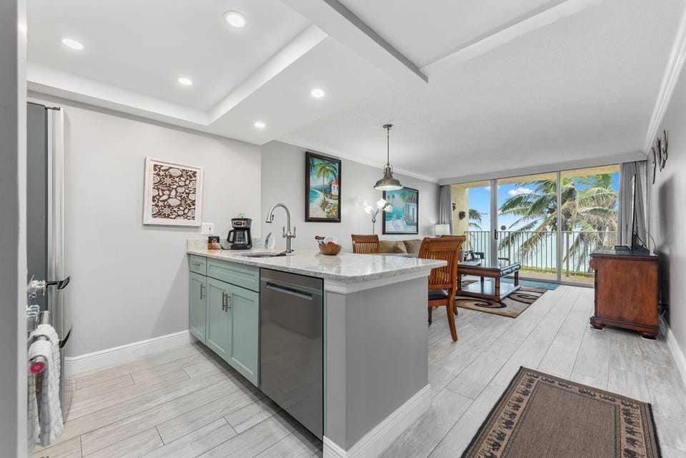 303 Kitchen