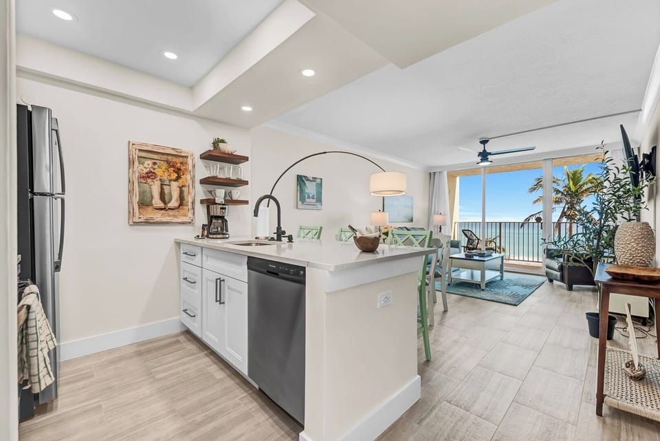 305  Kitchen