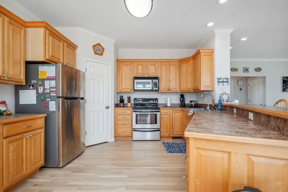 Kitchen - 1st Level West