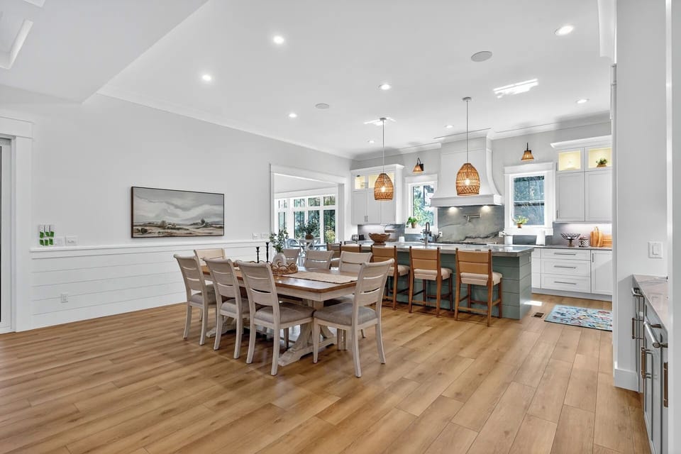 Dining Table with Seating for Eight at 2 Midstream
